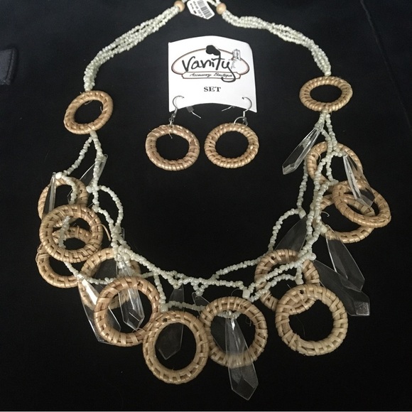 vanity boutiques Jewelry - Beaded Basket Weave Style Necklace and Earrings Set